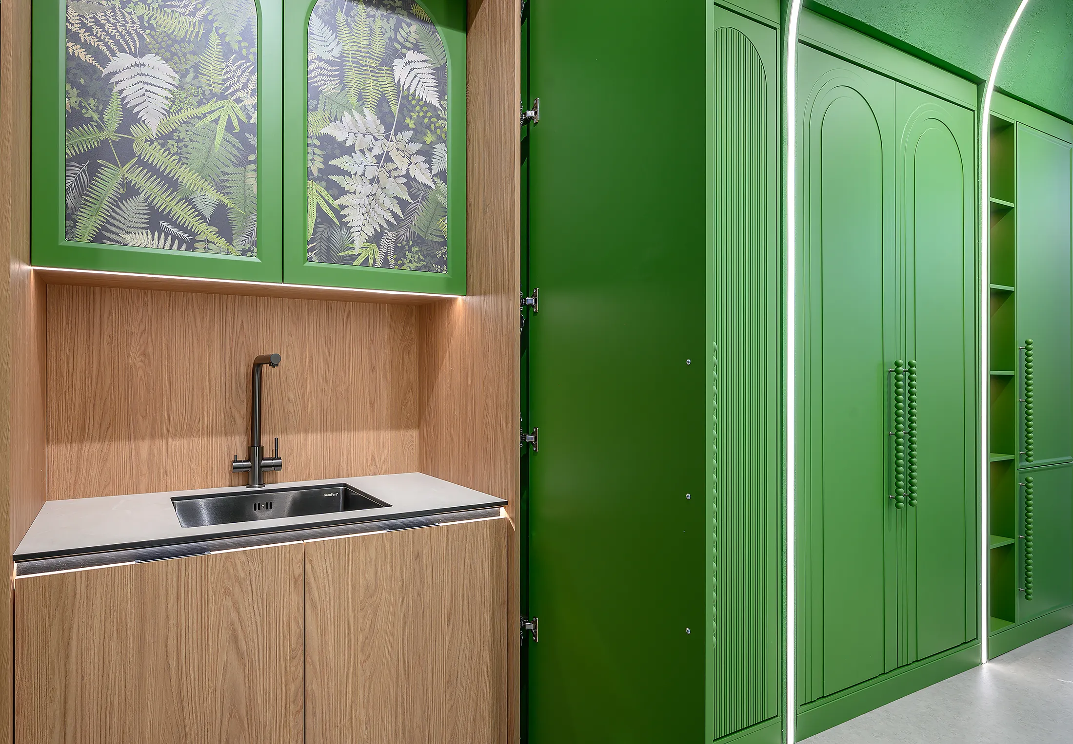 Шкаф с мойкой 