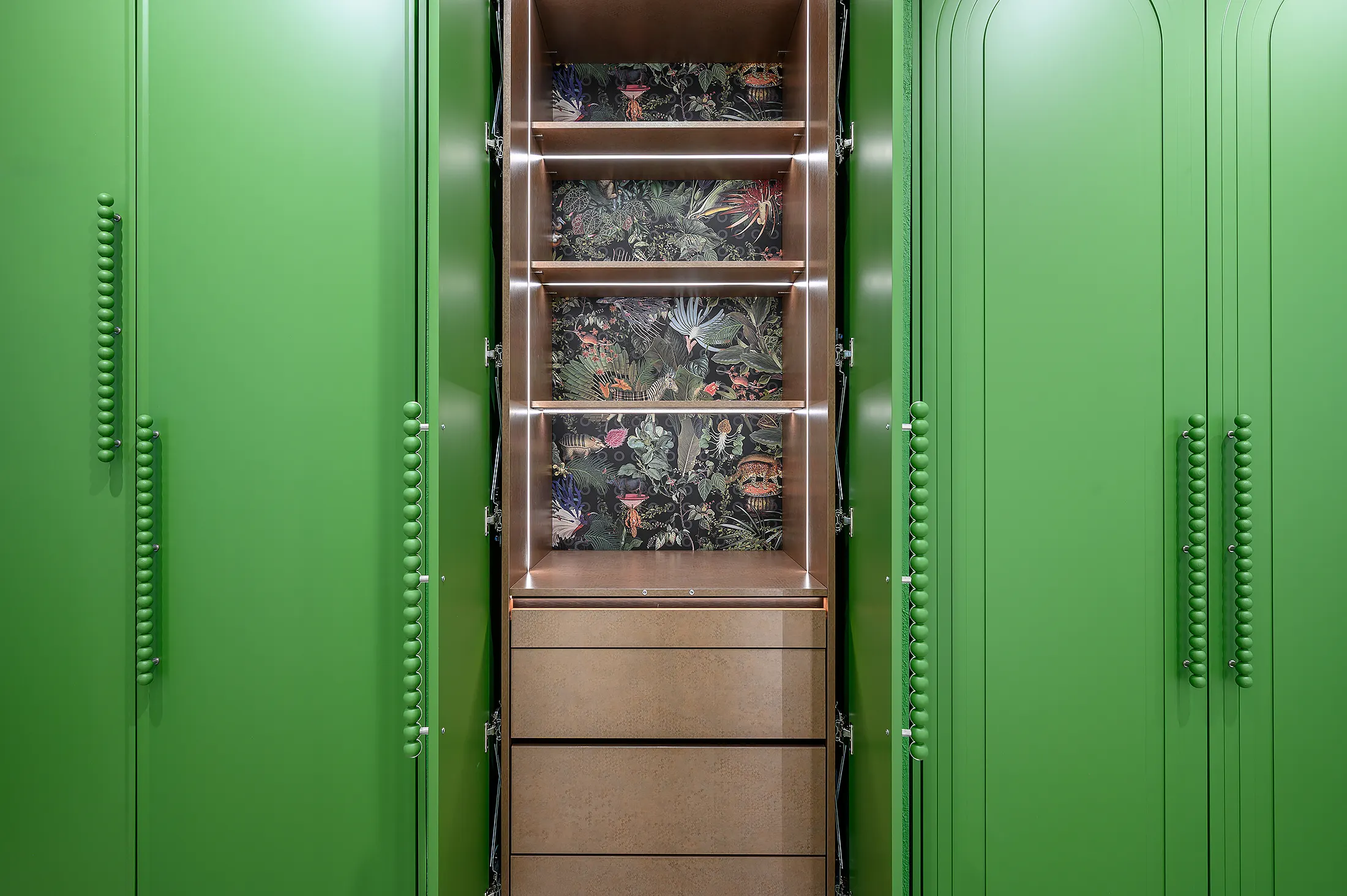 Пенал под кофемашину